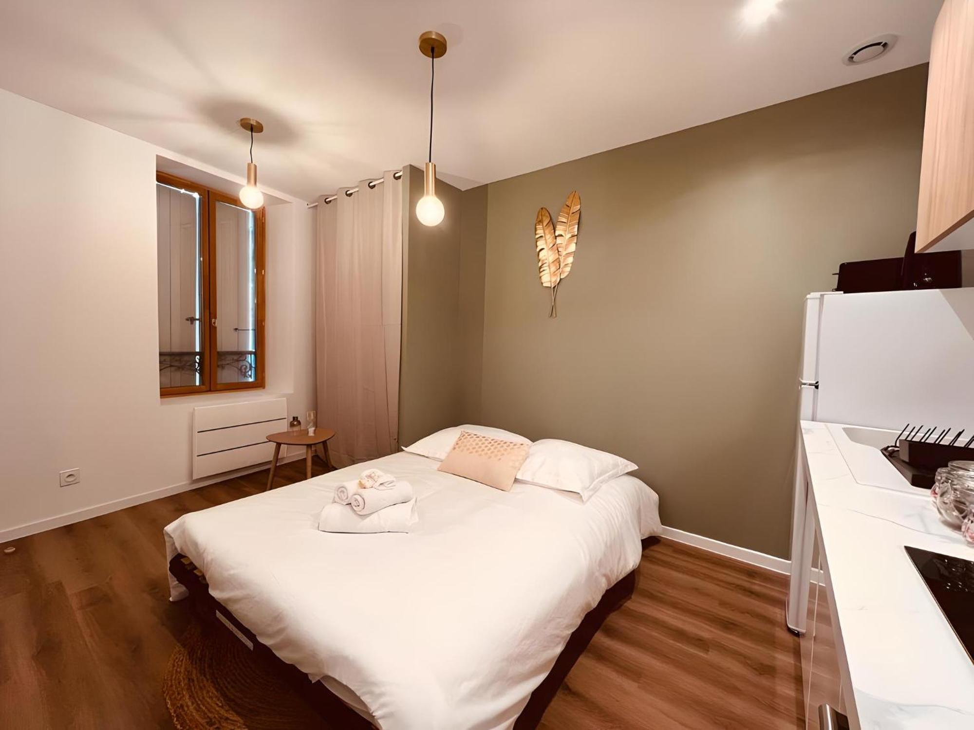 Le Golden - Home Homy Виерзон Екстериор снимка