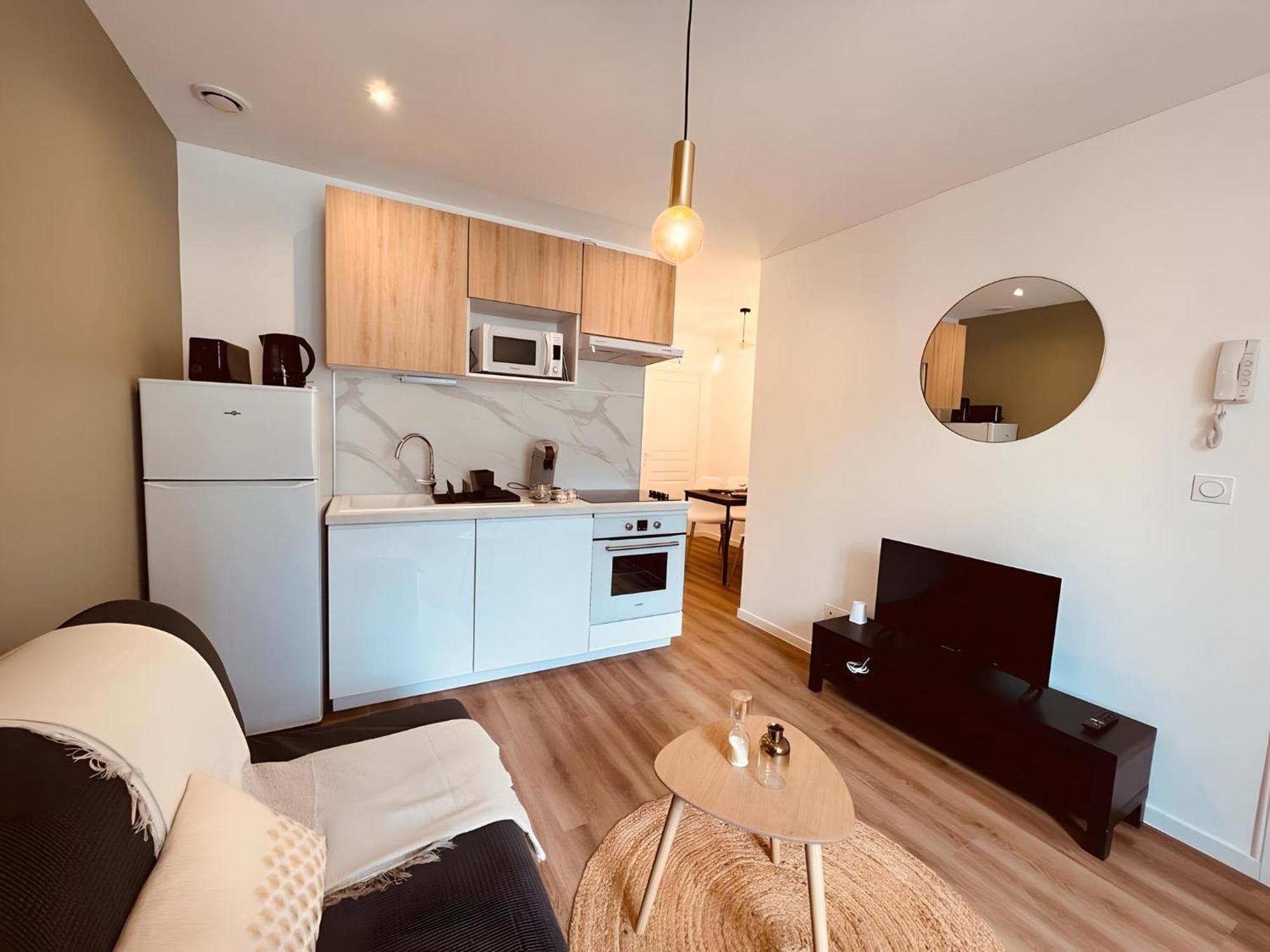 Le Golden - Home Homy Виерзон Екстериор снимка